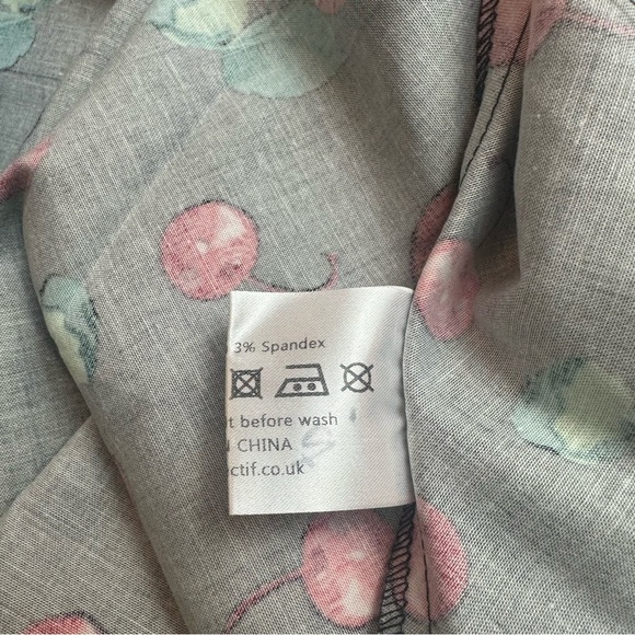 Collectif Red Dress with Cherry Print - Picture 13 of 13